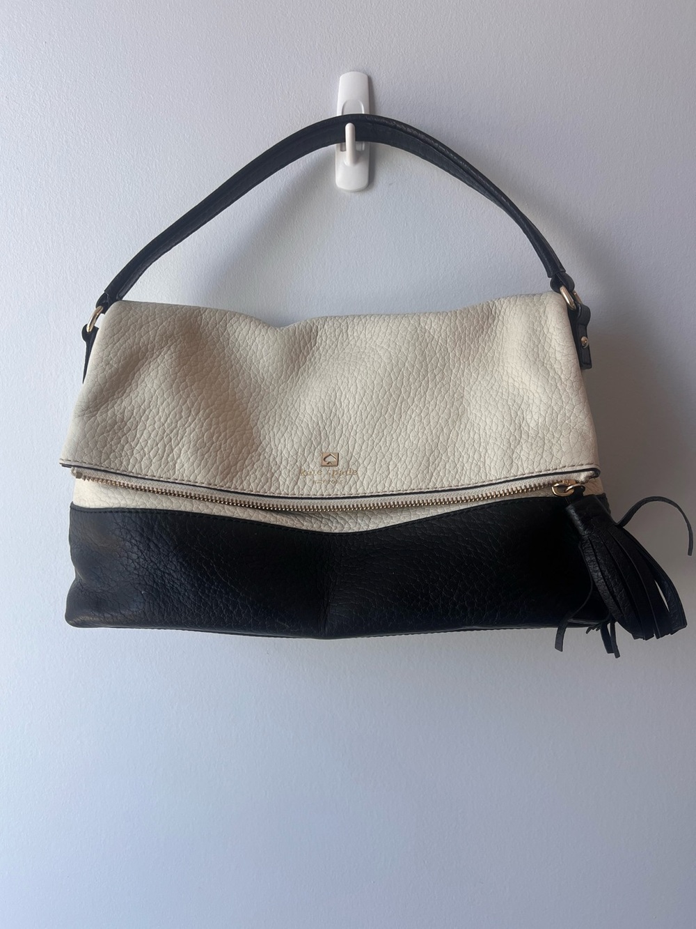 Kate Spade New York Southport Avenue Mini Maria Black Cream Leather Shoulder Bag